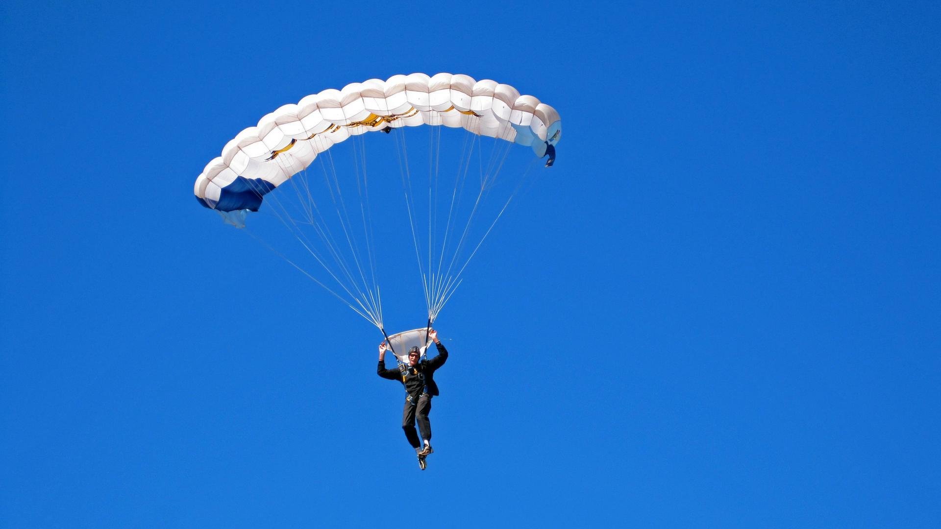 世界冰球:加拿大队强势夺冠,金牌再下一城!,加拿大国家冰球联盟